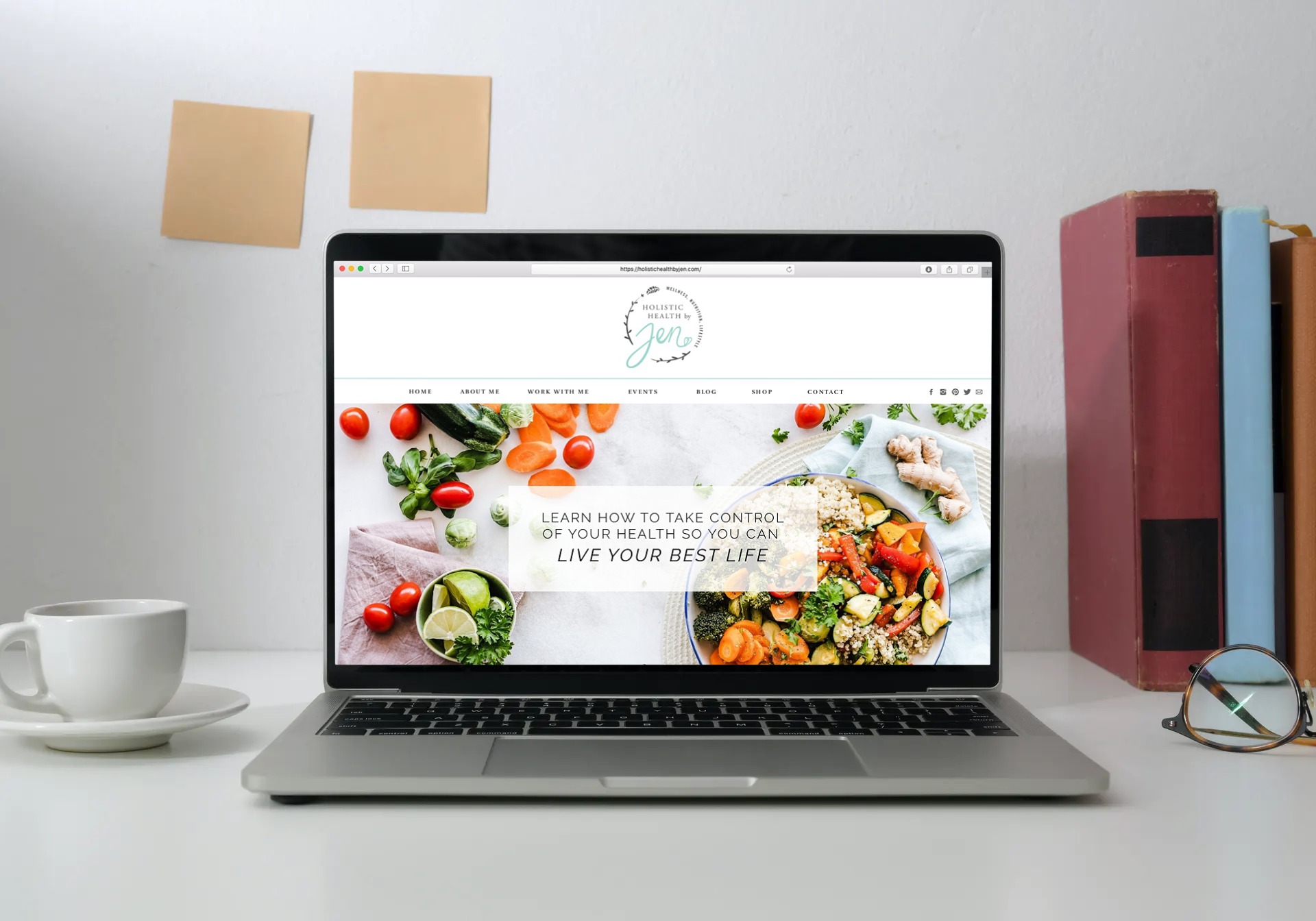 Website Inspiration for Health Coaches - Showit desktop view of https://holistichealthbyjen.com/